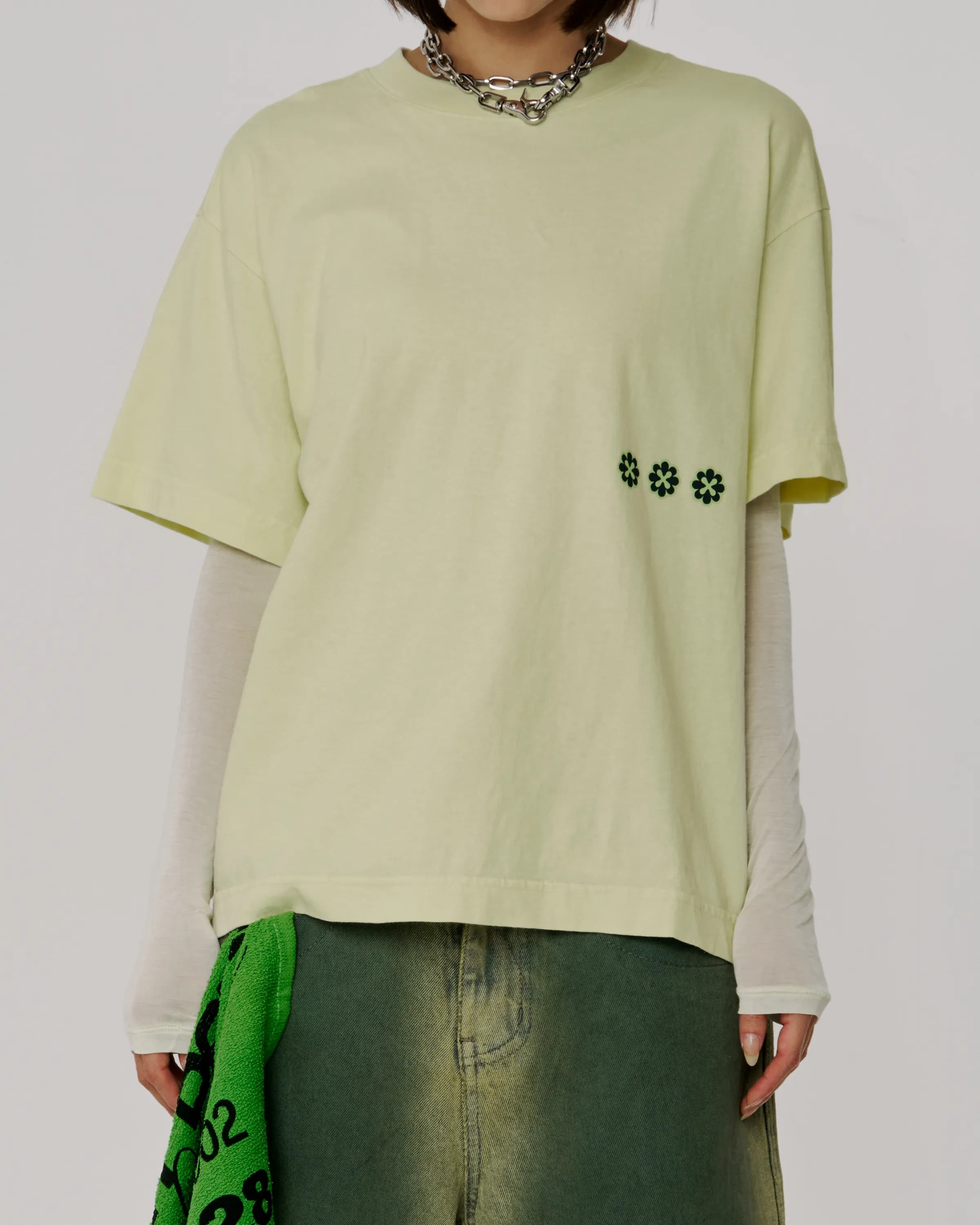 Lindsay wearing size SM, front view